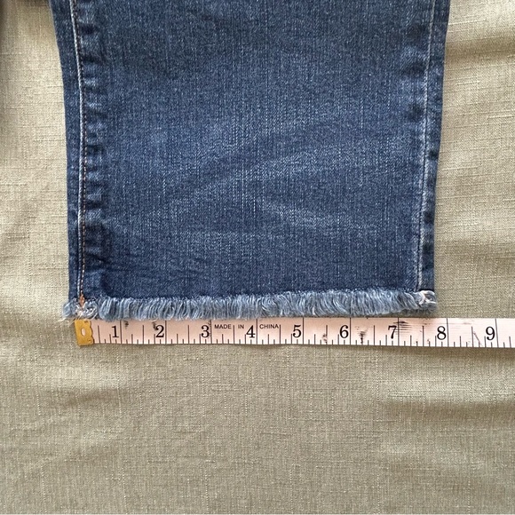 Old Navy Dark Blue Mid-Rise Jeans - Picture 8 of 11